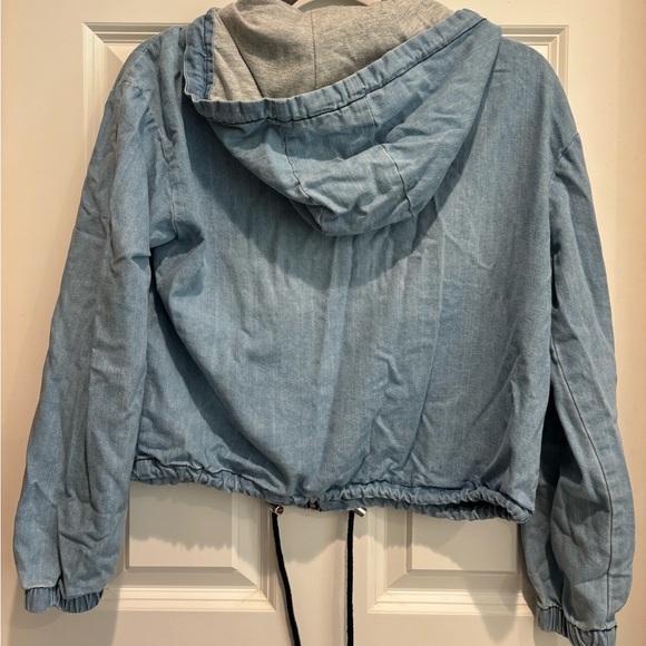 Jean jacket - Picture 5 of 5